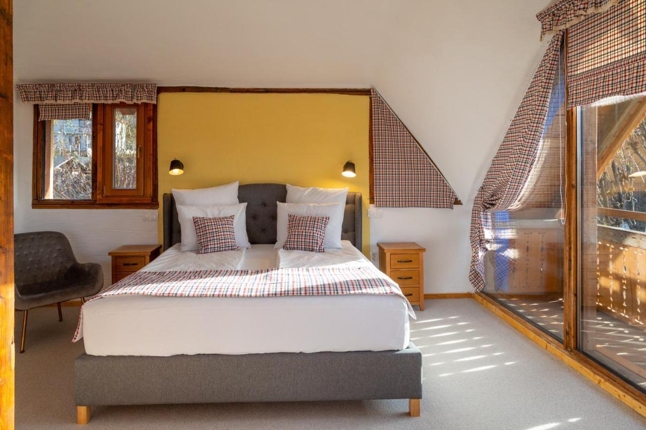 Casele Cu Stuf B&B Haus Ulrike Salicea Экстерьер фото